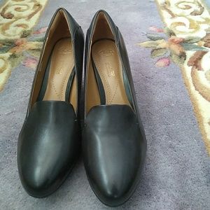 Clarks heels